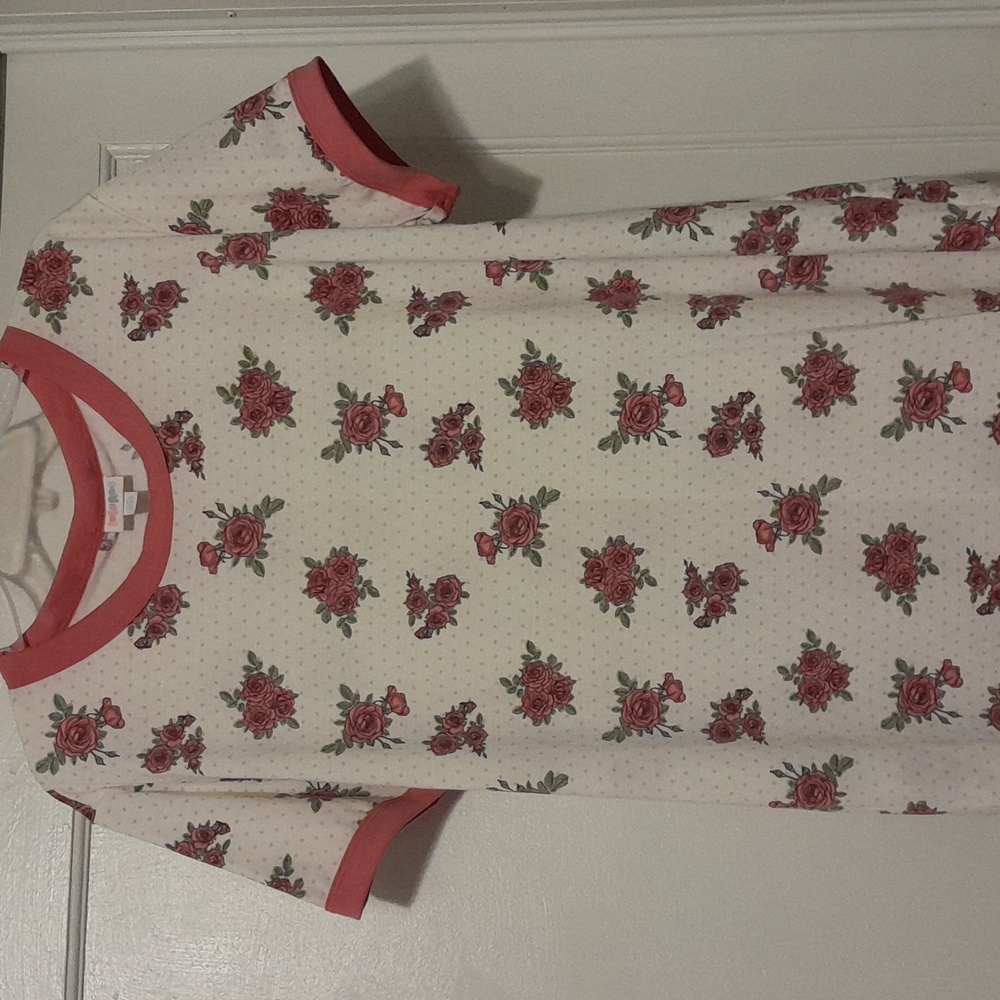 Lularoe floral Liv 2xl